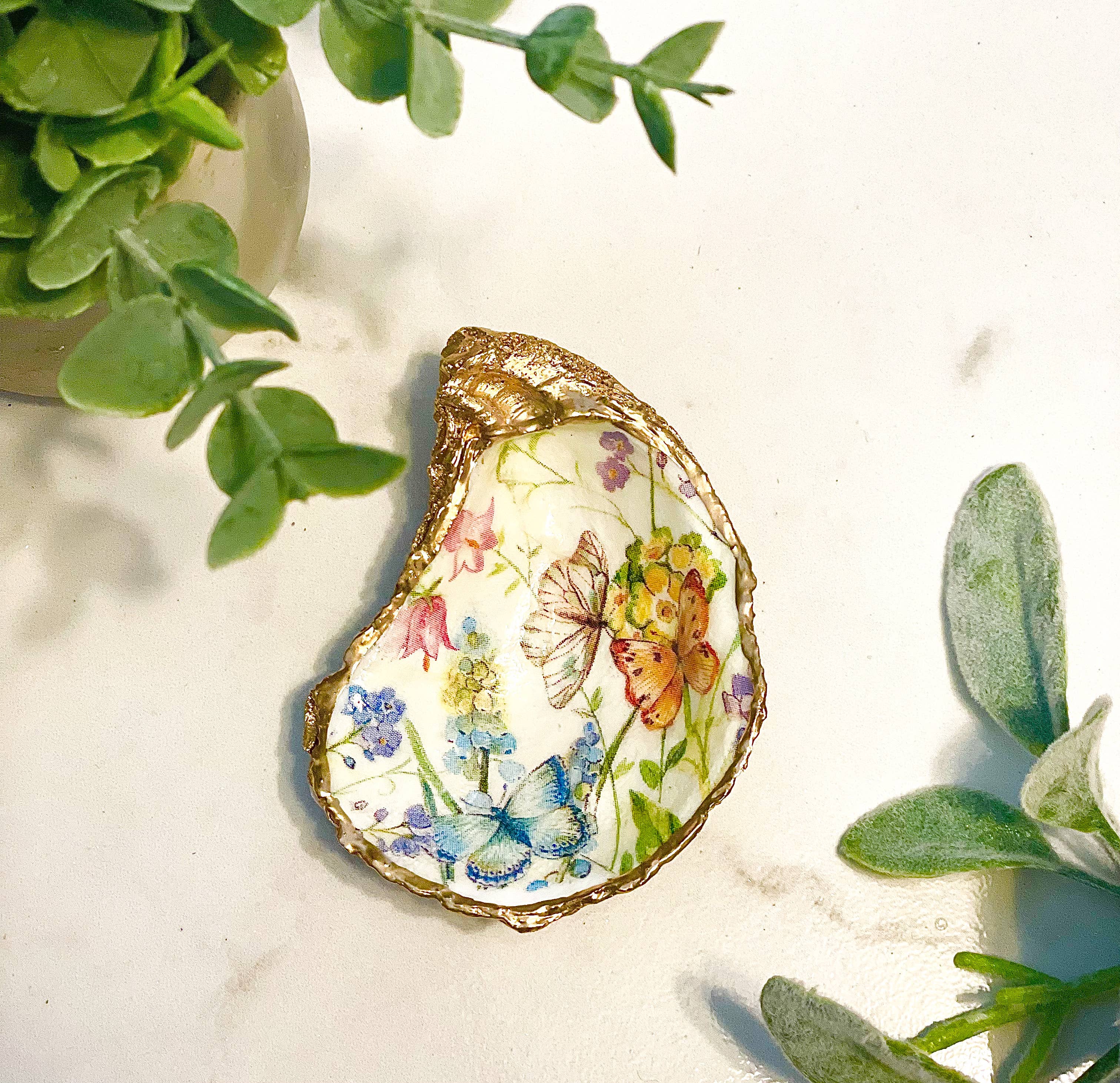 ALISON BROOKE DESIGNS Butterfly Garden Oyster Trinket Tray