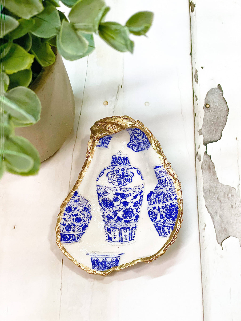 ALISON BROOKE DESIGNS Ginger Jar Oyster Trinket Tray