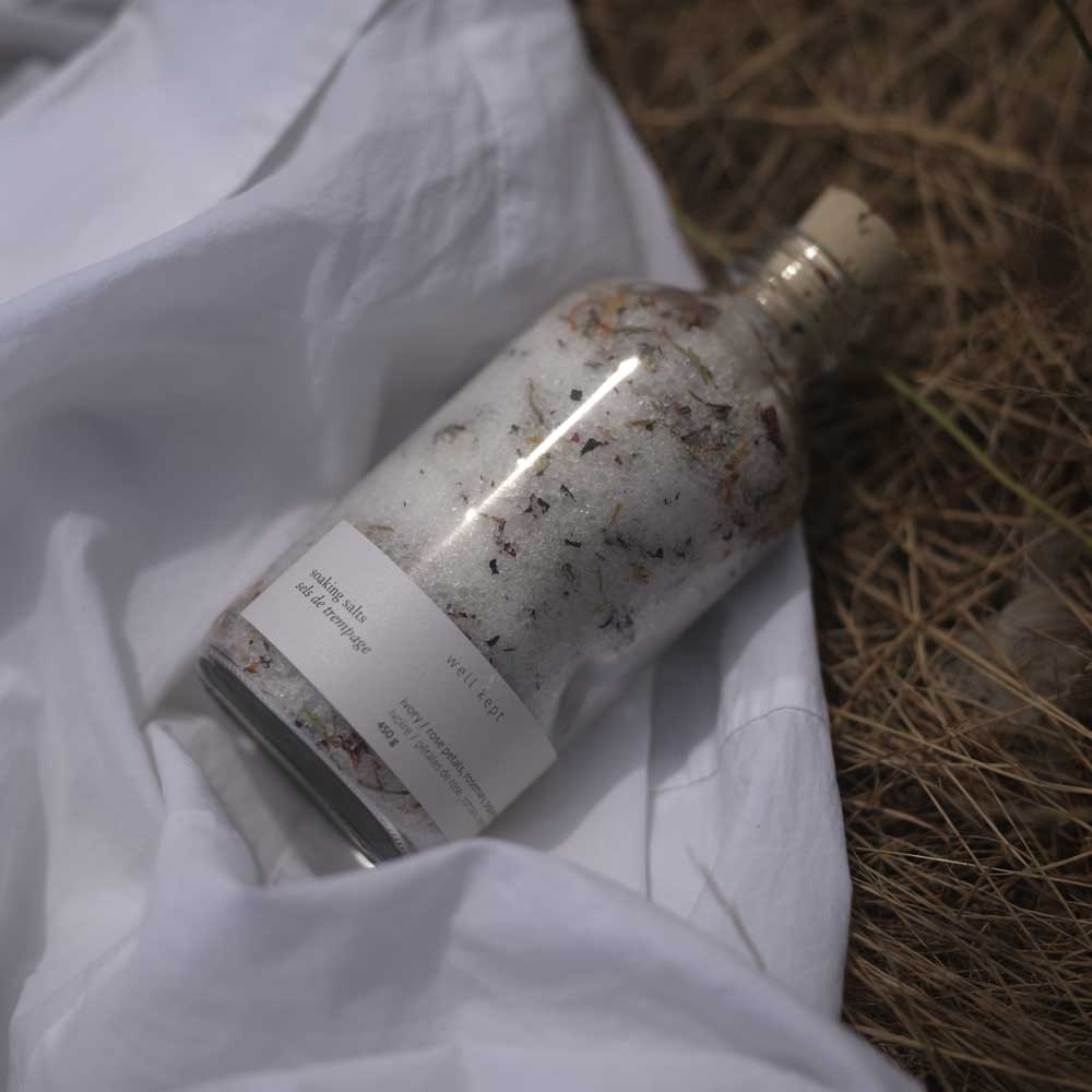 well kept ivory soaking soaks styled